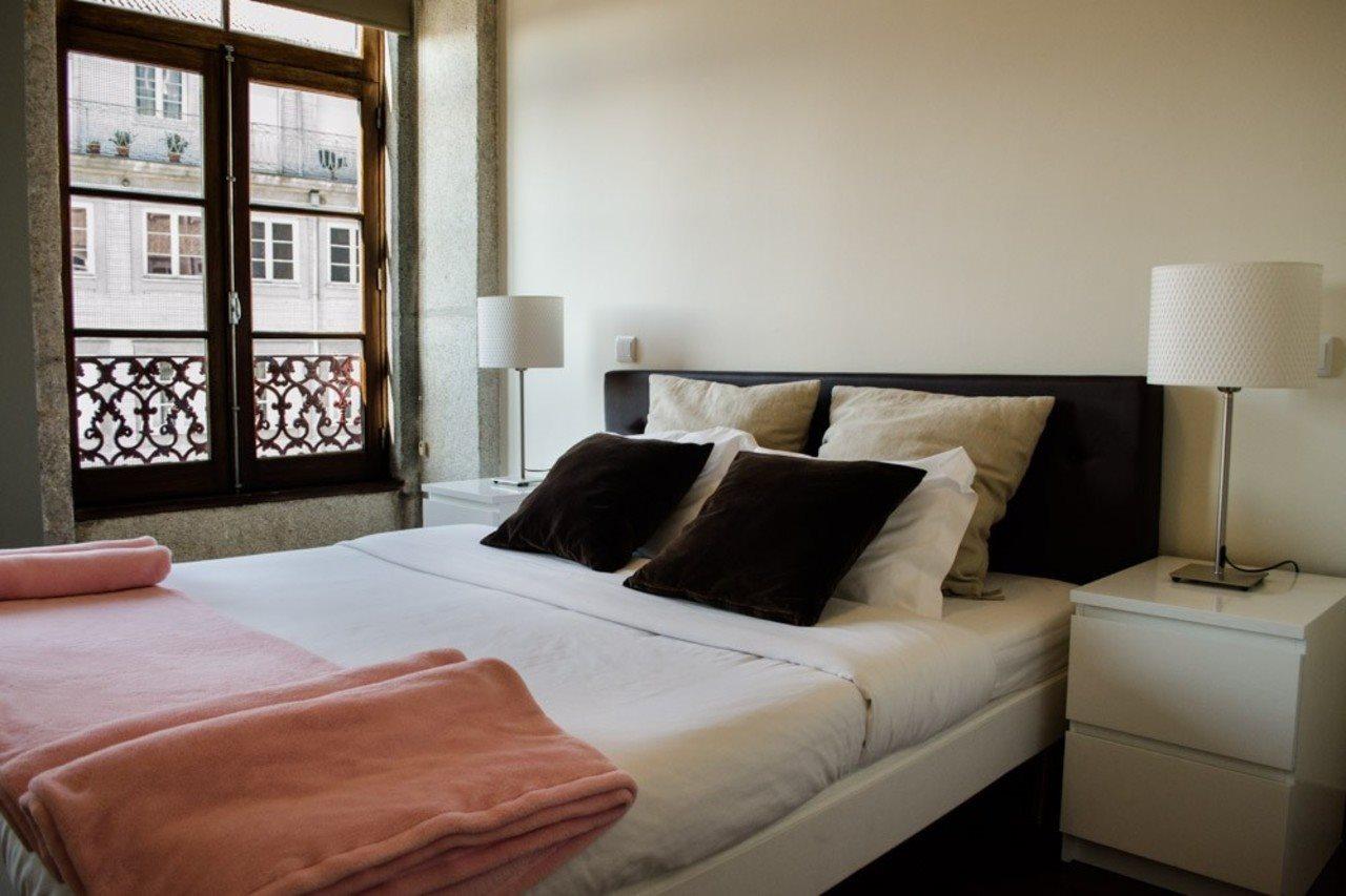 Low Cost Tourist - Palacio Da Bolsa * Porto